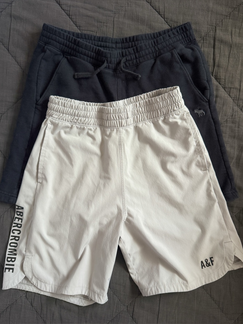 Abercrombie Kids Boys Casual Athletic Shorts Size 15/16 Set of 2